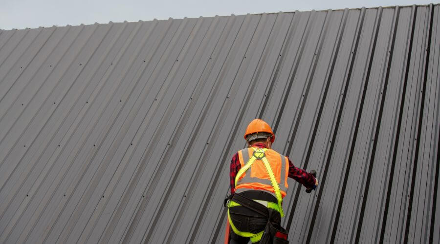 Professional metal roof installation services in Manderson, WY
